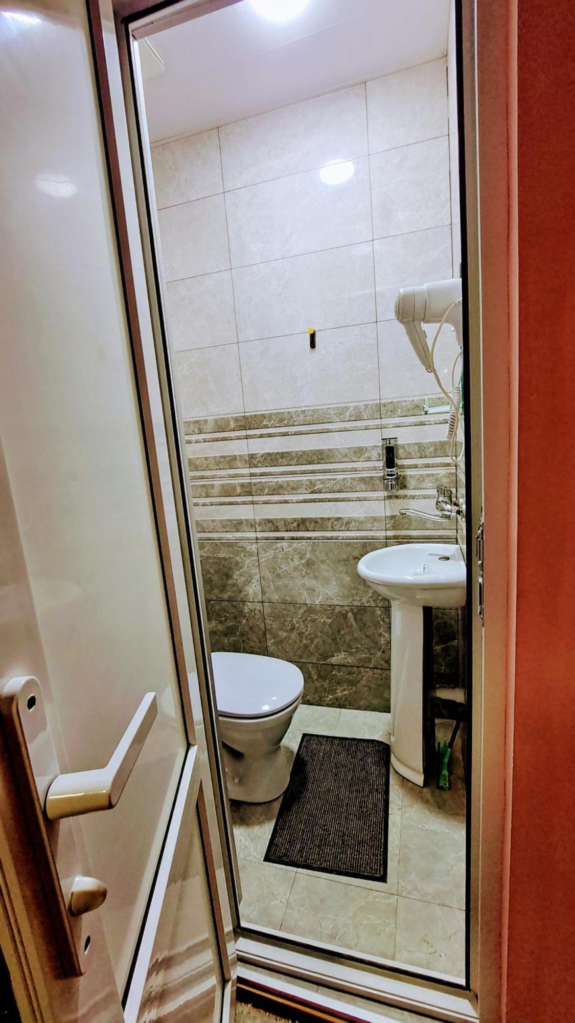 Beautiful Apartment In Old Tbilisi Luaran gambar